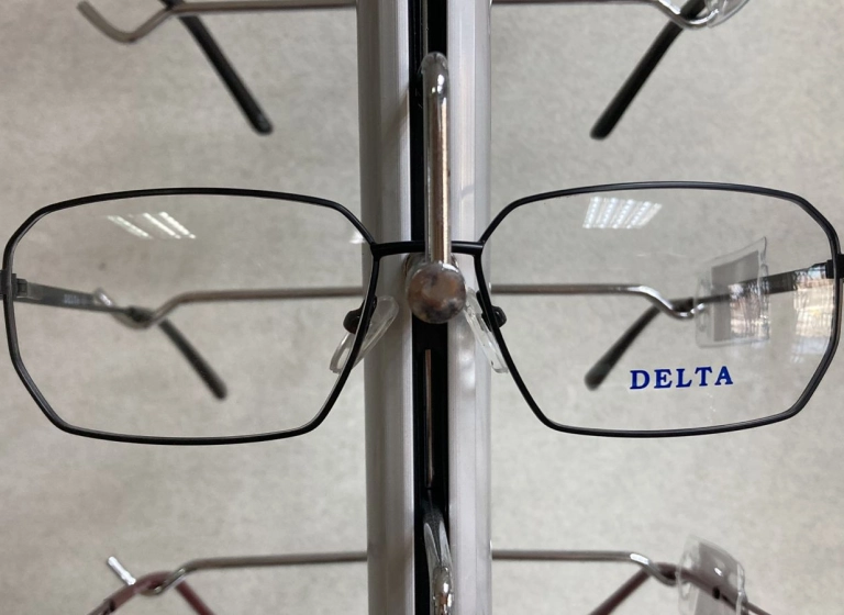 Оправа Delta